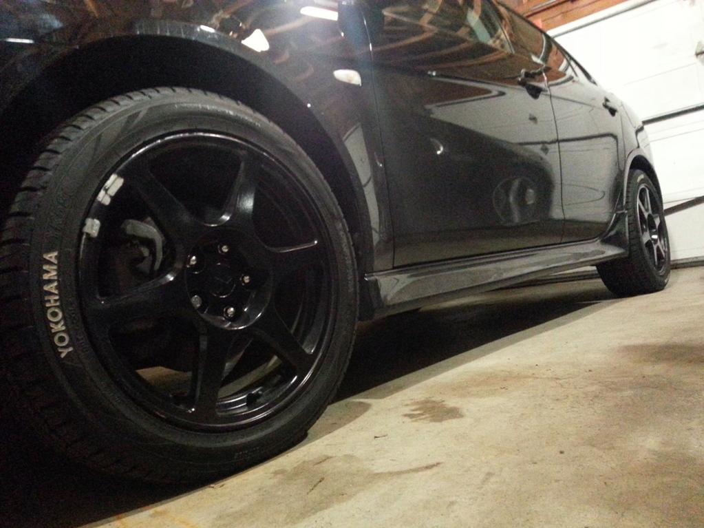 photo 2 Mitsubishi Lancer Evolution custom wheels Enkei 17x8.0, ET +35, tire size 235/45 R17. x ET