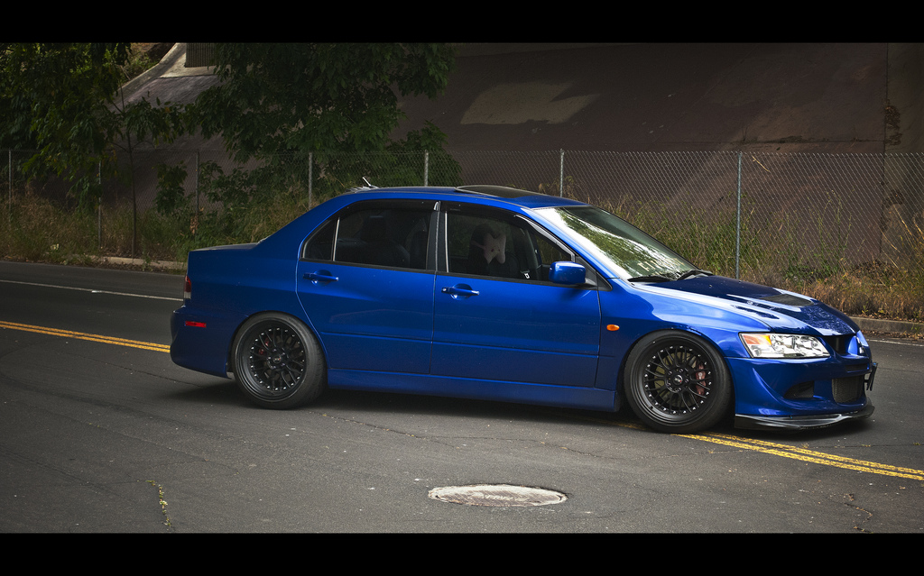 photo 1 Mitsubishi Lancer Evolution custom wheels 18x9.5, ET +15, tire size 225/40 R18. x ET