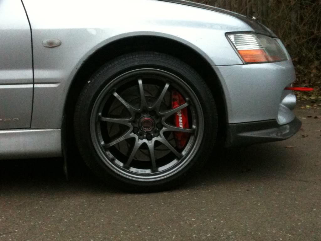 photo 1 Mitsubishi Lancer Evolution custom wheels Volk CE28 18x8.5, ET +30, tire size 245/40 R18. x ET 
