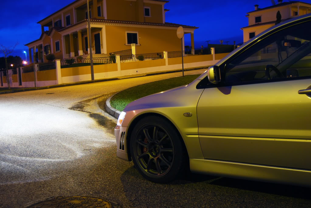 photo 2 Mitsubishi Lancer Evolution custom wheels Rays 57G 18x8.5, ET +33, tire size 235/40 R18. x ET