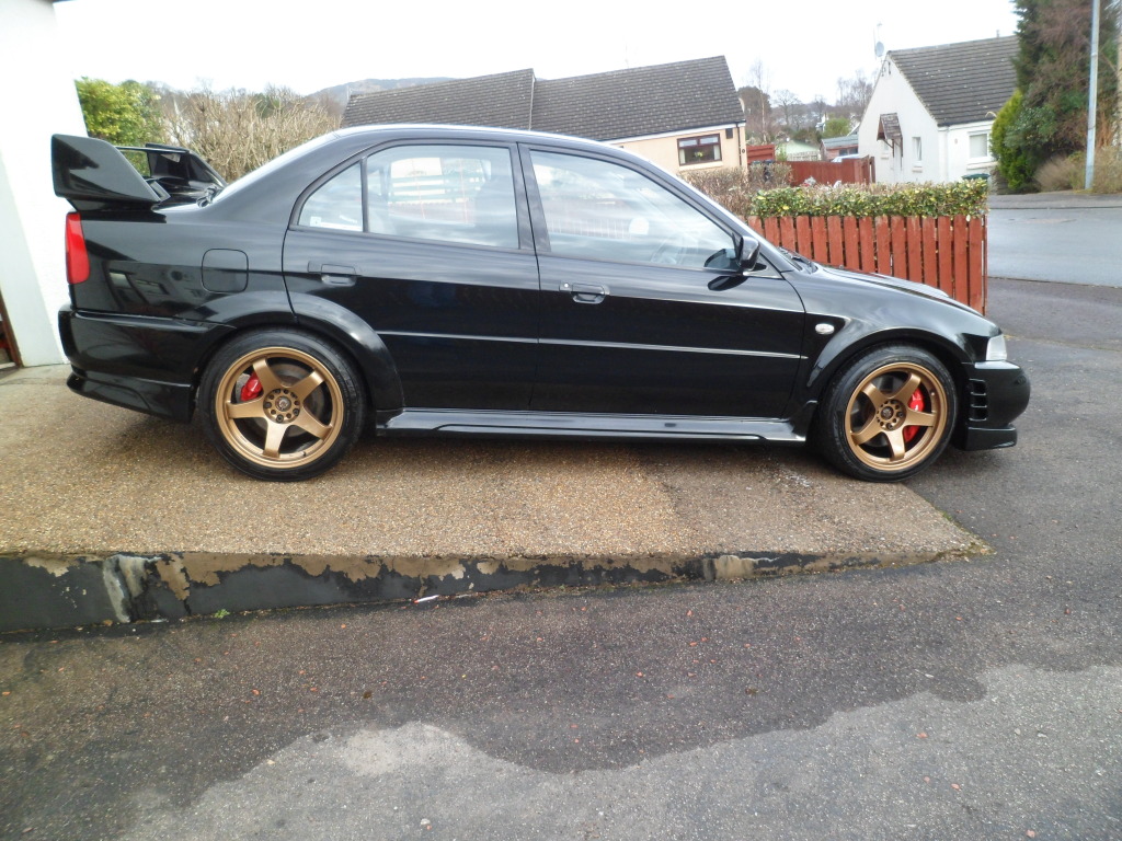 photo 2 Mitsubishi Lancer Evolution custom wheels Rota GTR 17x9.0, ET +25, tire size 225/45 R17. x ET 