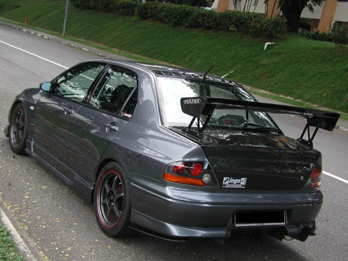 photo 1 Mitsubishi Lancer Evolution custom wheels Buddy Club QF 17x8.5, ET +30, tire size X R17. x ET