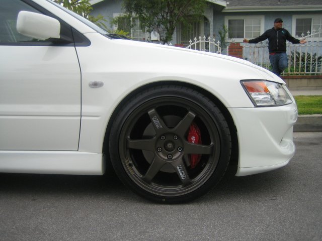 photo 1 Mitsubishi Lancer Evolution custom wheels Volk Racing Gunmetal TE37 19x8.5, ET +22, tire size X R19. x ET
