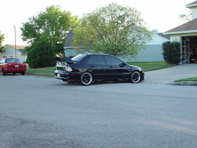 photo 3 Mitsubishi Lancer Evolution custom wheels Rota D2 18x9.0, ET +30, tire size 255/35 R18. x ET 