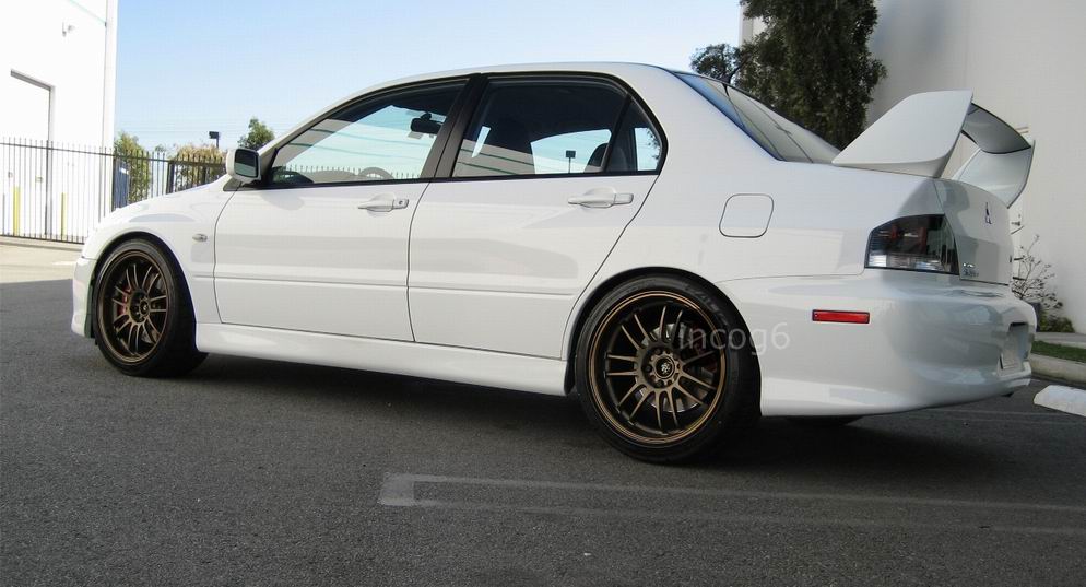 photo 1 Mitsubishi Lancer Evolution custom wheels Volk Racing RE30 18x9.5, ET +28, tire size 265/35 R18. x ET