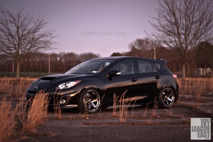 photo 1 Mazda MAZDASPEED3 custom wheels Rota Grid 18x9.5, ET +38, tire size 215/40 R18. x ET 