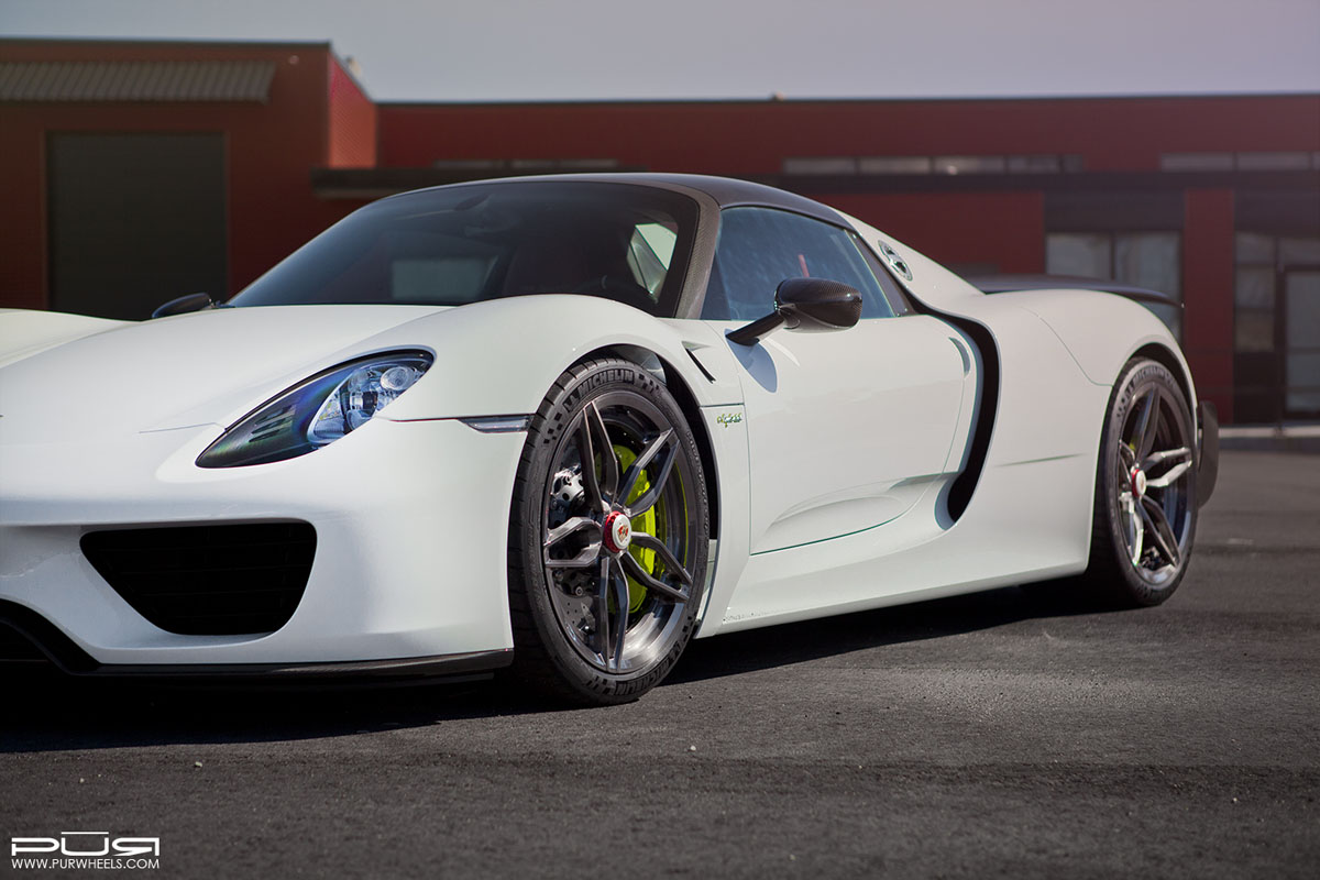 photo 6 Porsche 918 Spyder custom wheels PUR RS23.M2 20x9.5, ET , tire size X R20. 21x12.5 ET 