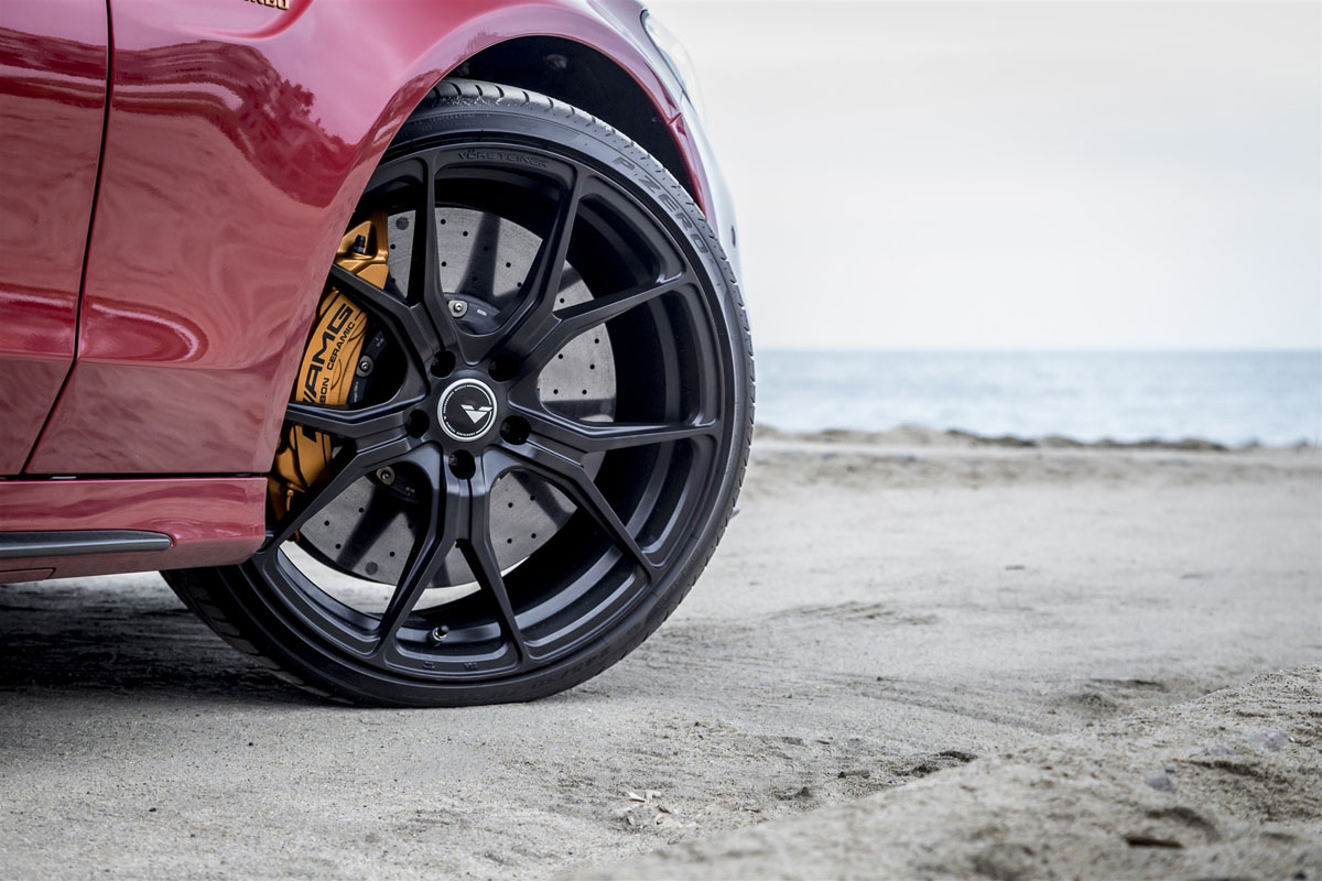 photo 3 Mercedes-Benz AMG C custom wheels Vorsteiner V-FF 103 20x9.0, ET +38, tire size 245/35 R20. x ET 285/30 R