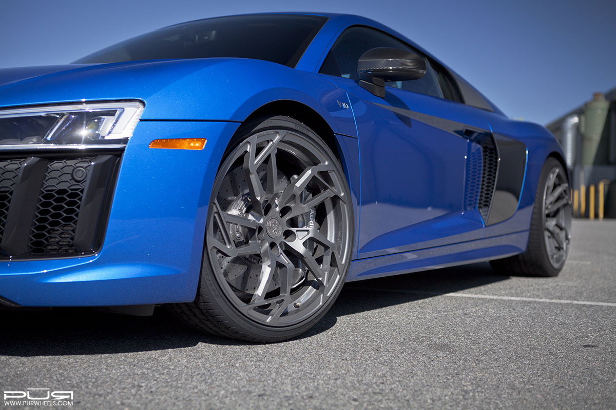 photo 1 Audi R8 custom wheels PUR RS05 20x9.0, ET , tire size X R20. 21x12.5 ET 