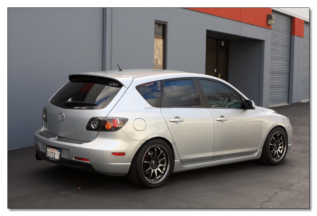 photo 2 Mazda Mazda3 custom wheels Rota DPT 17x9.0, ET , tire size 245/40 R17. x ET 