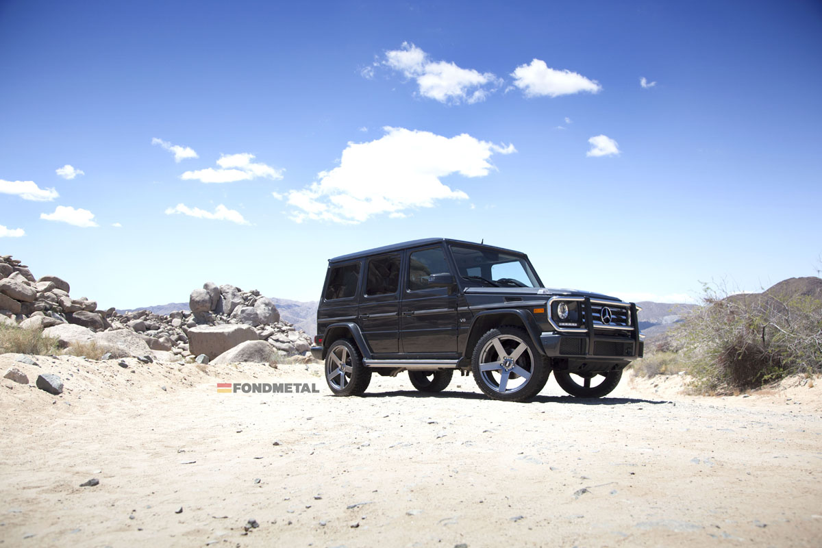photo 4 Mercedes-Benz G-Class custom wheels Fondmetal STC02 22x10.0, ET , tire size 275/45 R22. x ET 