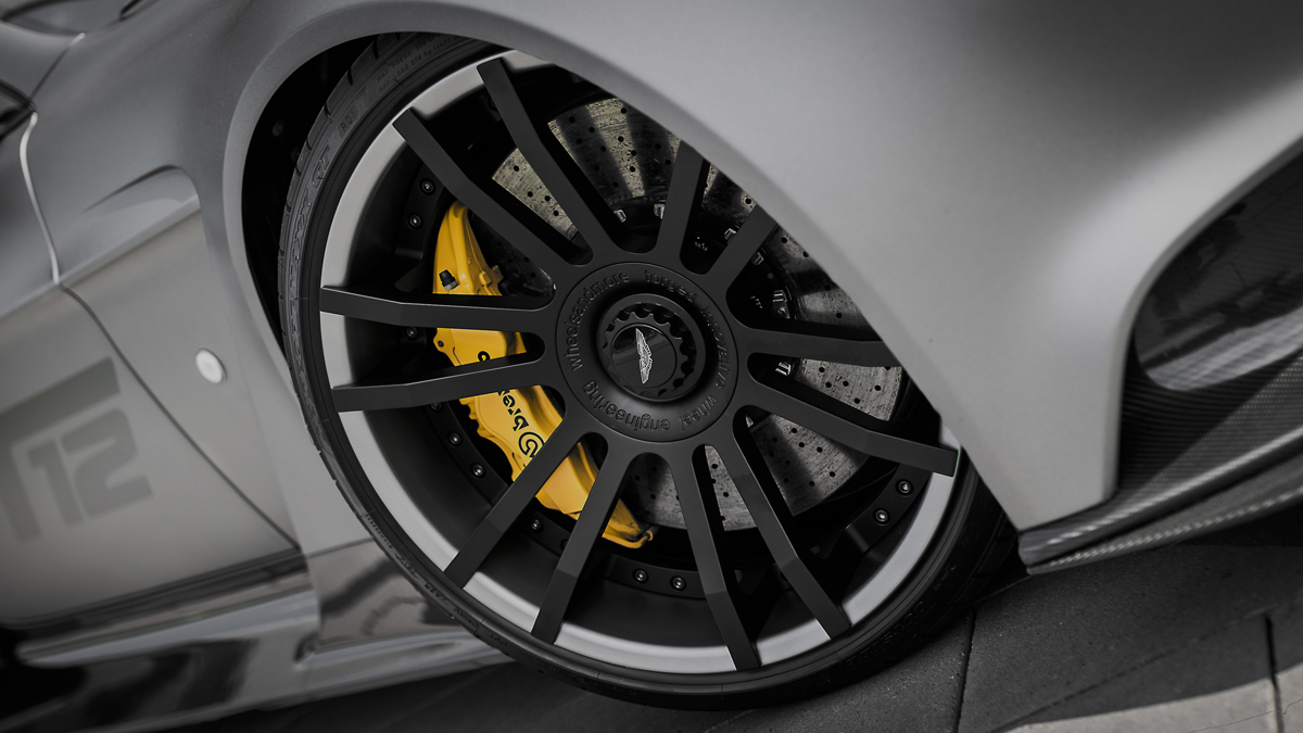 photo 1 Aston Martin V12 Vantage custom wheels WheelsandMore F.I.W.E. 20x10.5, ET , tire size 265/30 R20. 20x12.0 ET 325/25 R20