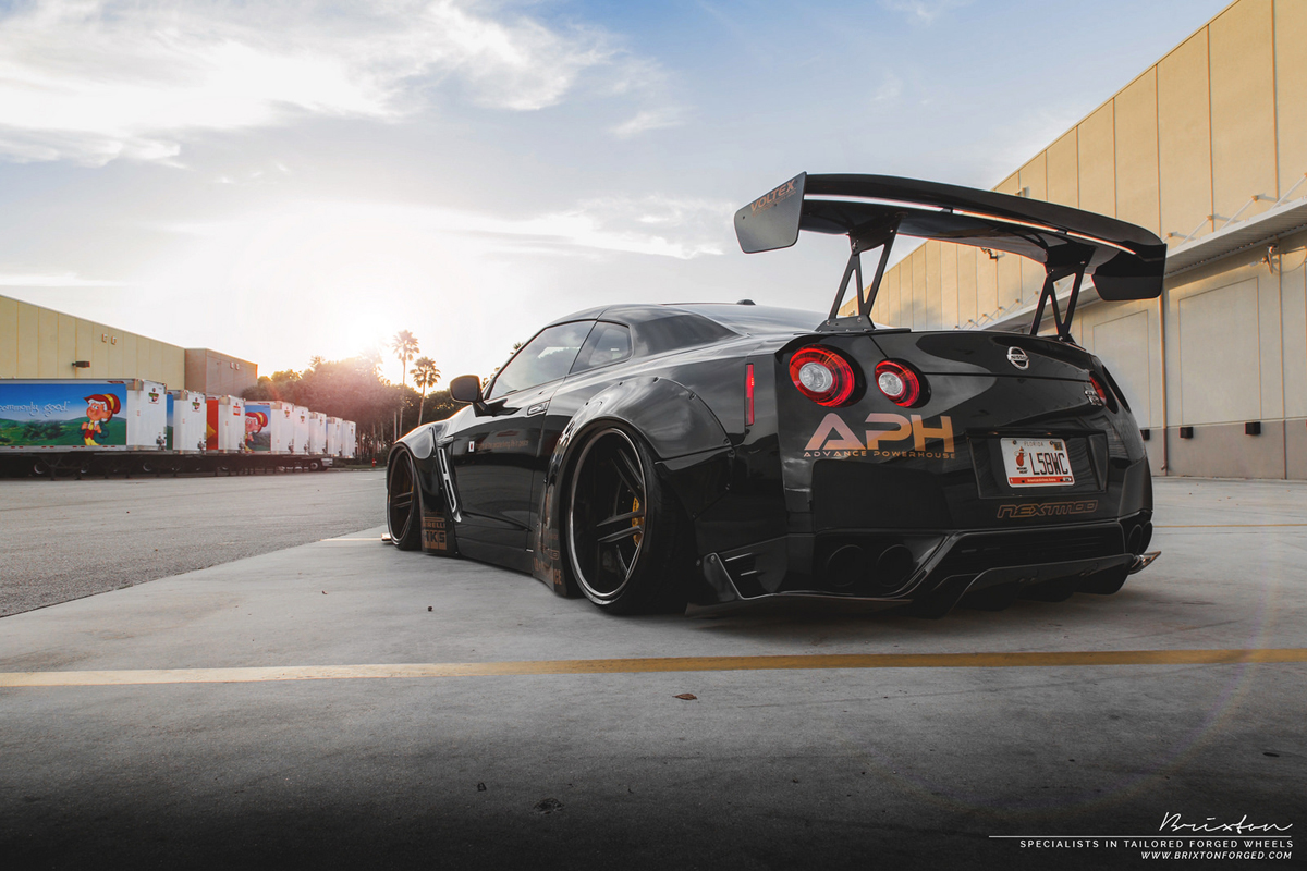photo 11 Nissan GT-R custom wheels Brixton R25 21x12.0, ET , tire size X R21. 21x13.5 ET 
