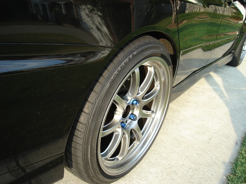 photo 5 Mitsubishi Lancer Evolution custom wheels Gram Lights Optimise 18x9.5, ET +22, tire size 255/35 R18. x ET 