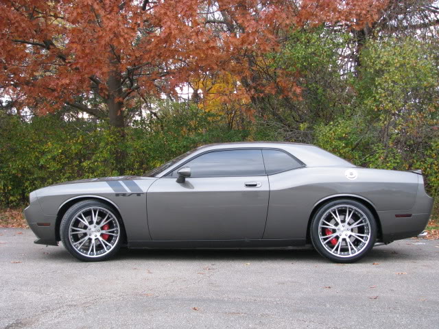 photo 1 Dodge Challenger custom wheels USW Kingpin 22x9.5, ET , tire size 265/35 R22. x ET 315/30 R