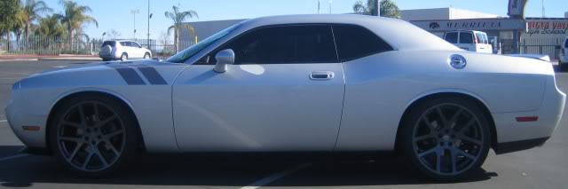 photo 2 Dodge Challenger custom wheels OEM Dodge Challenger 22x9.0, ET , tire size X R22. 22x10.0 ET