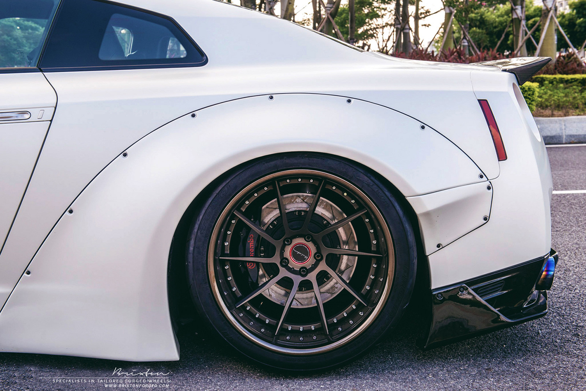 photo 3 Nissan GT-R custom wheels Brixton R10D Monaco 20x11.0, ET , tire size X R20. 20x12.0 ET 