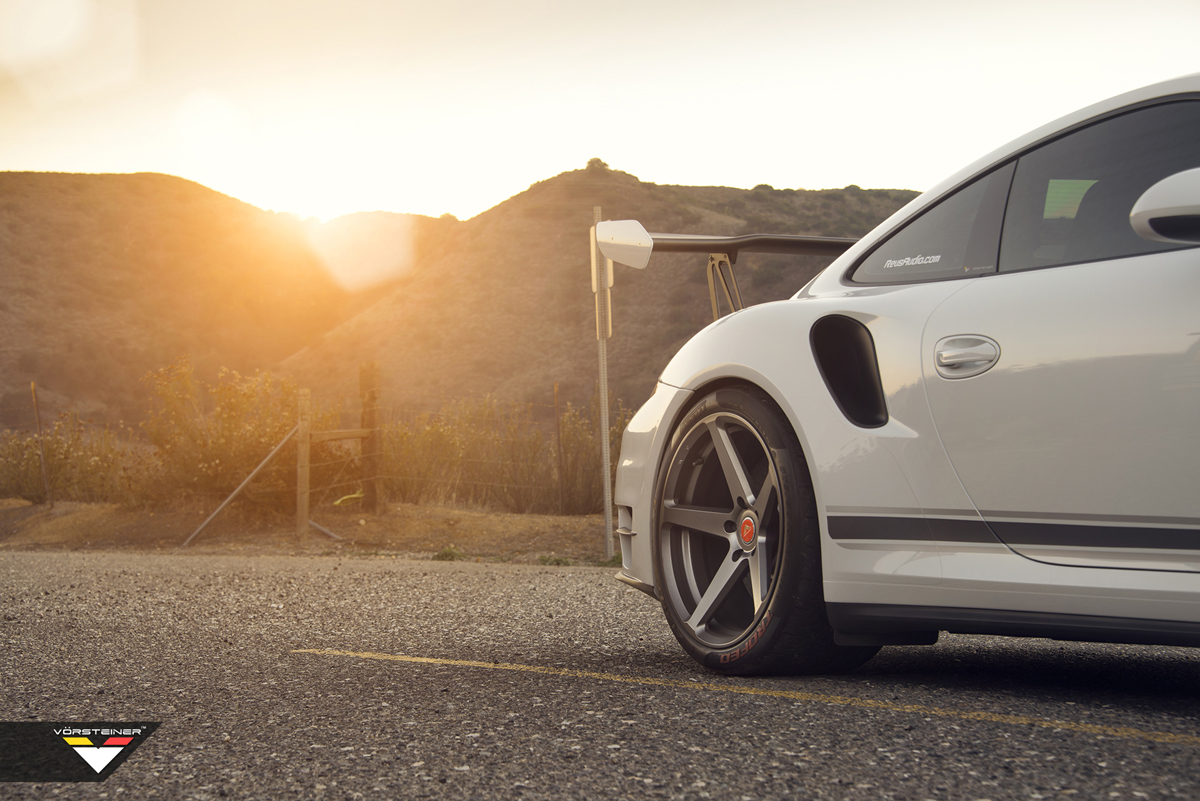 photo 2 Porsche 911 custom wheels Vorsteiner V-FF 104 20x9.0, ET , tire size X R20. 20x12.0 ET 