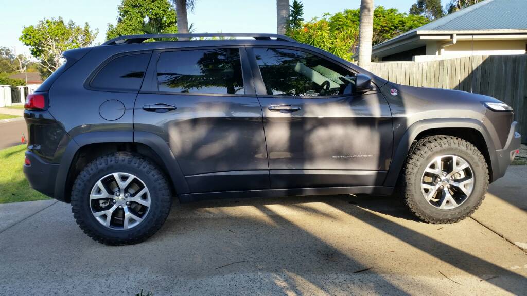 photo 2 Jeep Cherokee custom wheels   17x, ET , tire size 245/70 R17. x ET 