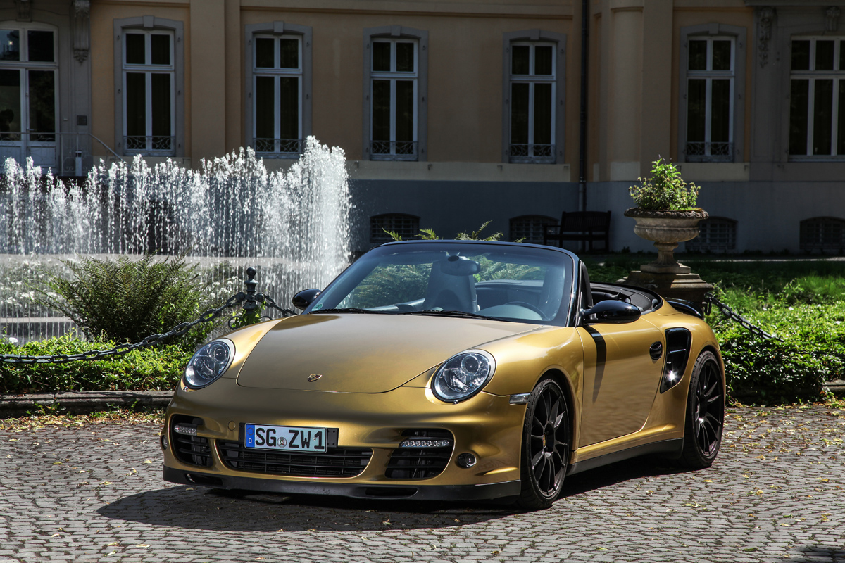 photo 4 Porsche 911 custom wheels OZ Racing Ultraleggera 19x, ET , tire size 235/35 R19. x ET 305/30 R