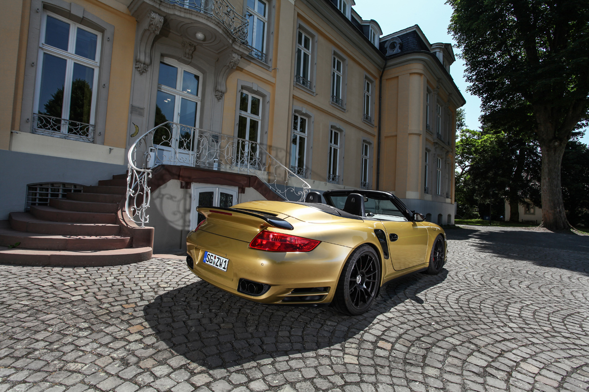 photo 6 Porsche 911 custom wheels OZ Racing Ultraleggera 19x, ET , tire size 235/35 R19. x ET 305/30 R
