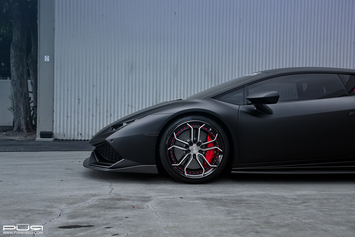 photo 4 Lamborghini Huracan custom wheels PUR LX10.V3 20x9.0, ET , tire size X R20. 21x12.5 ET 