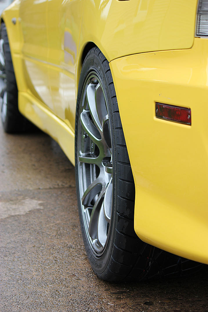 photo 5 Mitsubishi Lancer Evolution custom wheels Rota G-Force 18x9.0, ET +30, tire size 265/35 R18. x ET 