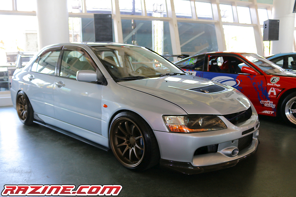 photo 1 Mitsubishi Lancer Evolution custom wheels Varrstoen ES3 18x10.5, ET +15, tire size 225/40 R18. 18x10.5 ET+22 