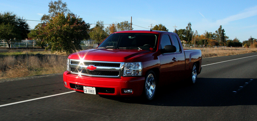 photo 1 GMC Sierra 1500 custom wheels OEM GMC  20x, ET , tire size 275/45 R20. x ET 