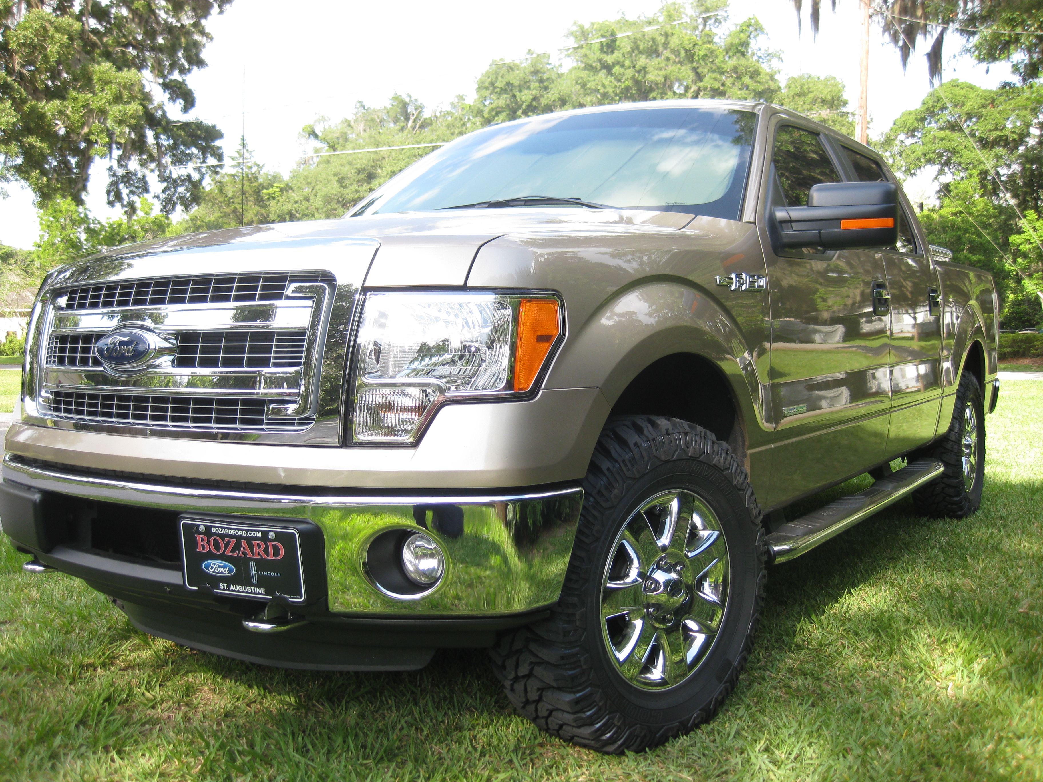 photo 1 Ford F-250 custom wheels   18x, ET , tire size 275/70 R18. x ET 