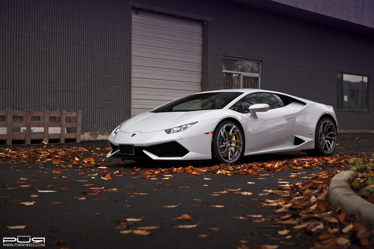 photo 2 Lamborghini Huracan custom wheels PUR RS05 20x9.0, ET , tire size X R20. 21x12.5 ET 