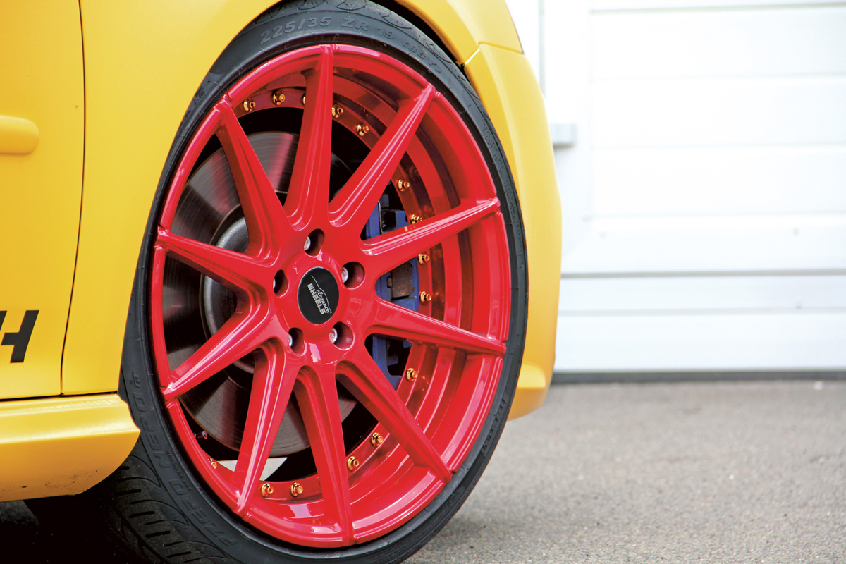 photo 1 Volkswagen R32 custom wheels Elegance E 1 19x8.5, ET +45, tire size 225/35 R19. 19x8.5 ET+35