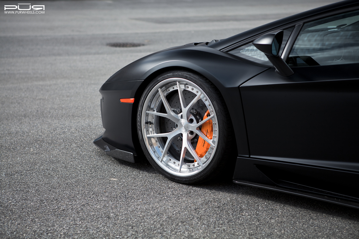 photo 1 Lamborghini Aventador custom wheels PUR LX04.V3 20x9.0, ET , tire size X R20. 21x12.5 ET 