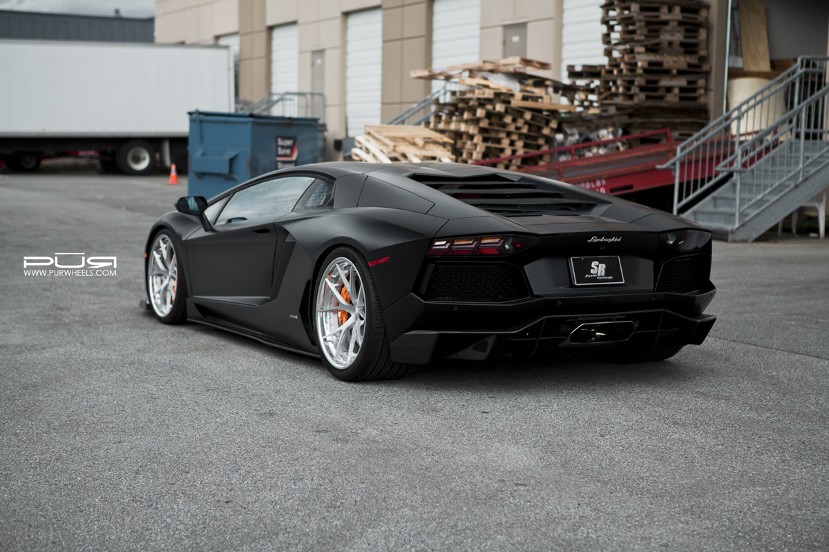 photo 5 Lamborghini Aventador custom wheels PUR LX04.V3 20x9.0, ET , tire size X R20. 21x12.5 ET 