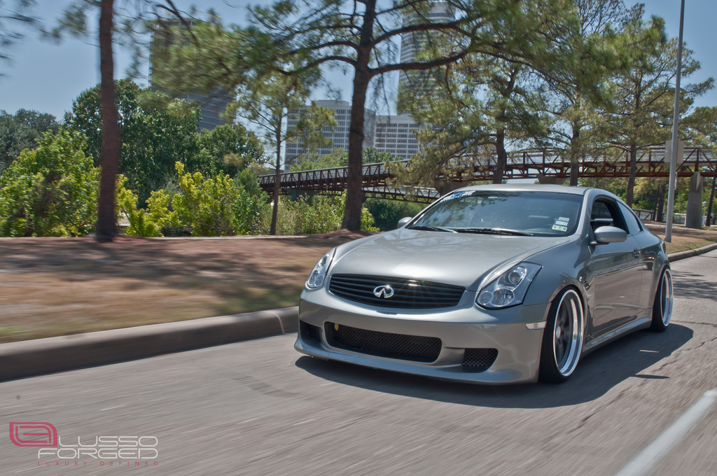 photo 4 Infiniti G35 custom wheels Lusso Forged LFC5 20x9.5, ET -2, tire size 225/35 R20. 20x10.5 ET-2 245/35 R20