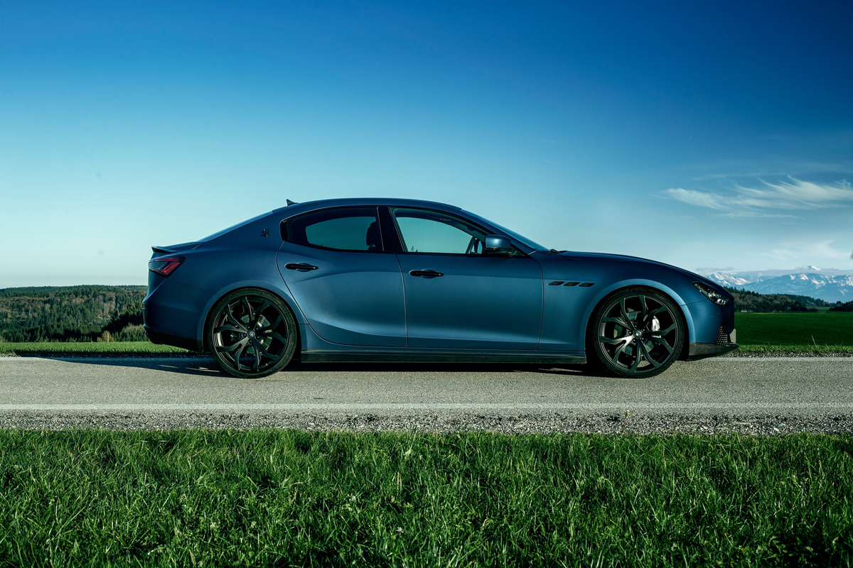 photo 5 Maserati Ghibli custom wheels 1-Piece NM1 22x, ET , tire size 255/30 R22. x ET 315/25 R