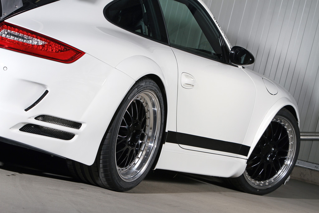 photo 3 Porsche 911 custom wheels 19x8.5, ET , tire size 235/35 R19. 19x11.0 ET 305/30 R19