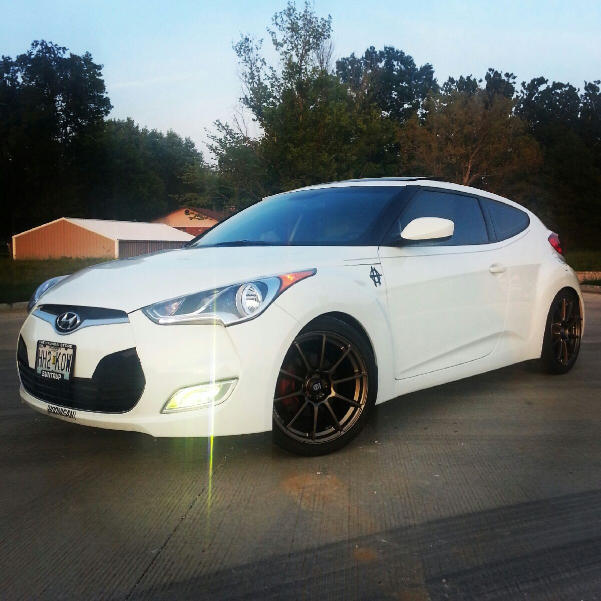 photo 2 Hyundai Veloster custom wheels Sparco Assetto Gara 18x8.0, ET +45, tire size 215/40 R18. x ET