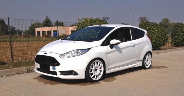photo 3 Ford Fiesta custom wheels OZ  Racing Leggenda 17x, ET , tire size X R17. x ET 
