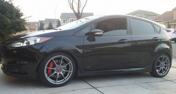 photo 1 Ford Fiesta custom wheels O.Z.  Formula4 HLT 17x, ET , tire size X R17. x ET 