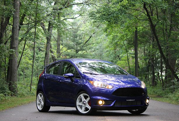 photo 1 Ford Fiesta custom wheels   17x7.0, ET , tire size 215/40 R17. x ET 