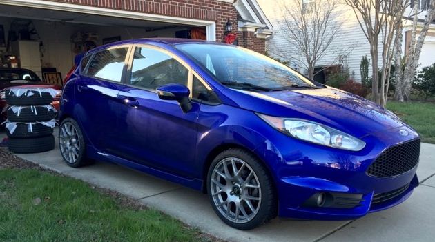 photo 2 Ford Fiesta custom wheels Sparco  PRO Corsa 17x7.5, ET , tire size 205/40 R17. x ET 
