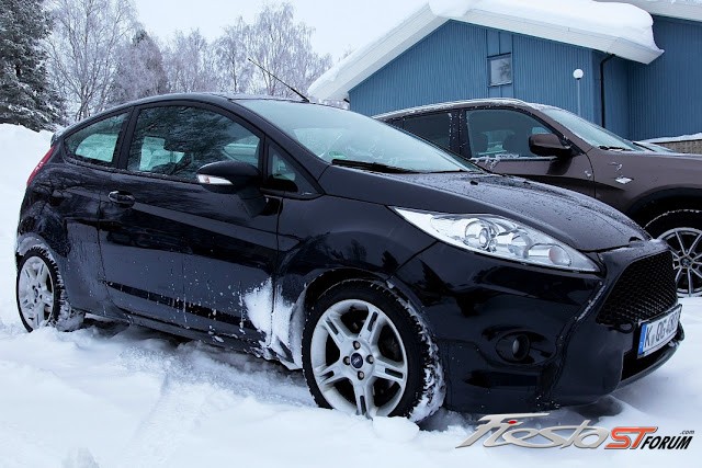photo 1 Ford Fiesta custom wheels Zetec S 16x, ET , tire size X R16. x ET 