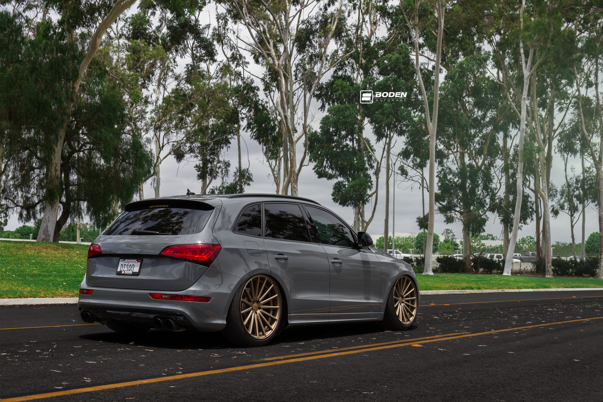 photo 2 Audi Q5 custom wheels Vossen 22x10.5, ET +30, tire size 265/35 R22. x ET