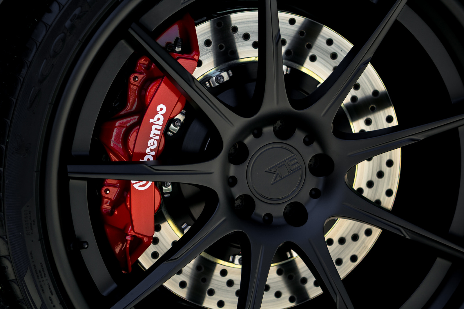 photo 2 Audi Q5 custom wheels Forged   22x9.5, ET +27, tire size 265/35 R22. x ET 
