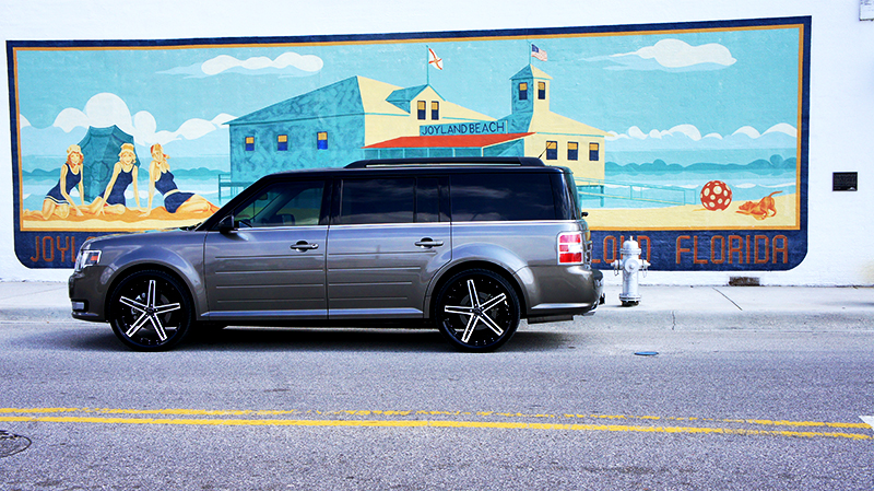 photo 3 Ford Flex custom wheels   24x, ET , tire size X R24. x ET 