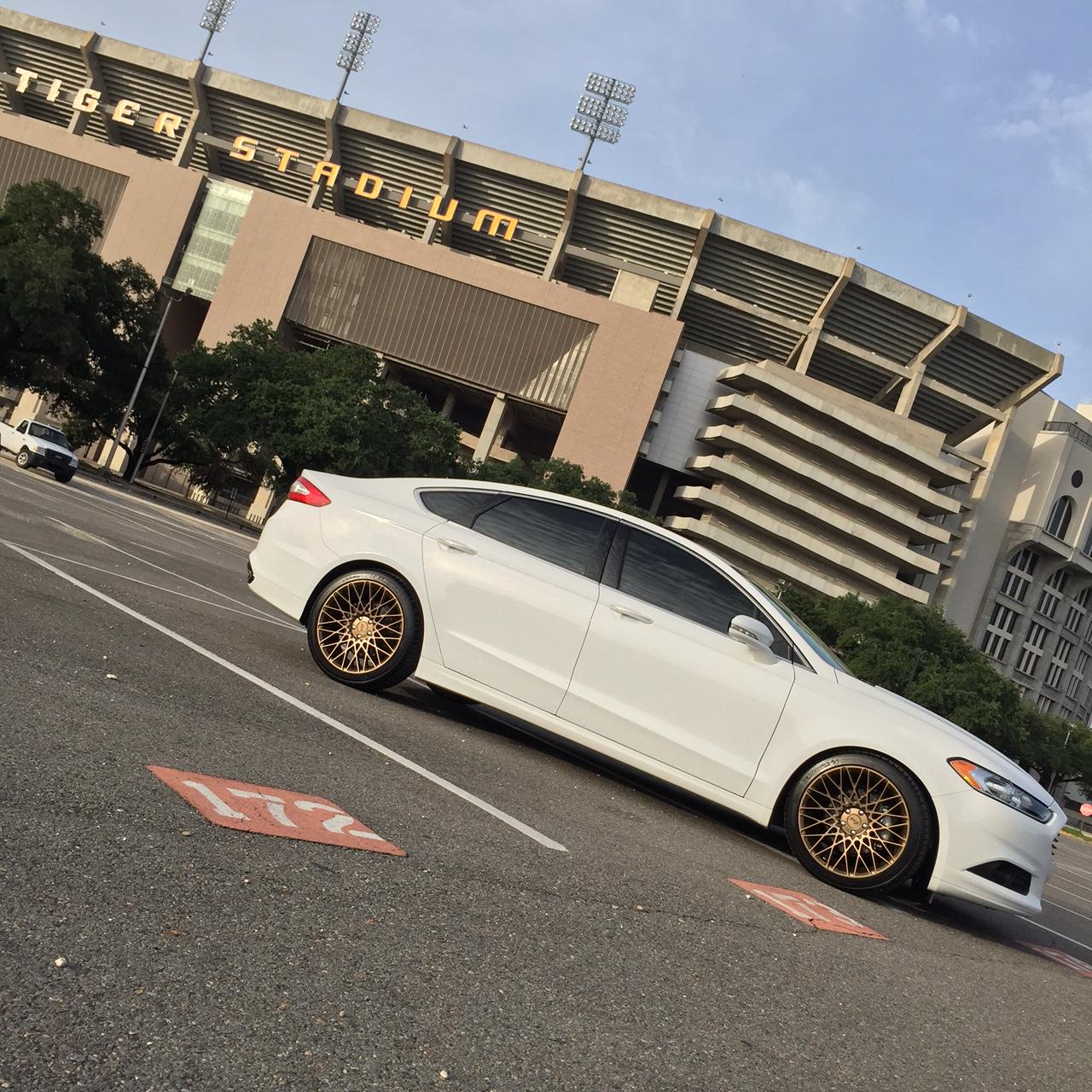 photo 2 Ford Fusion custom wheels Niche Citrine M155 19x8.5, ET +40, tire size 245/40 R19. x ET 