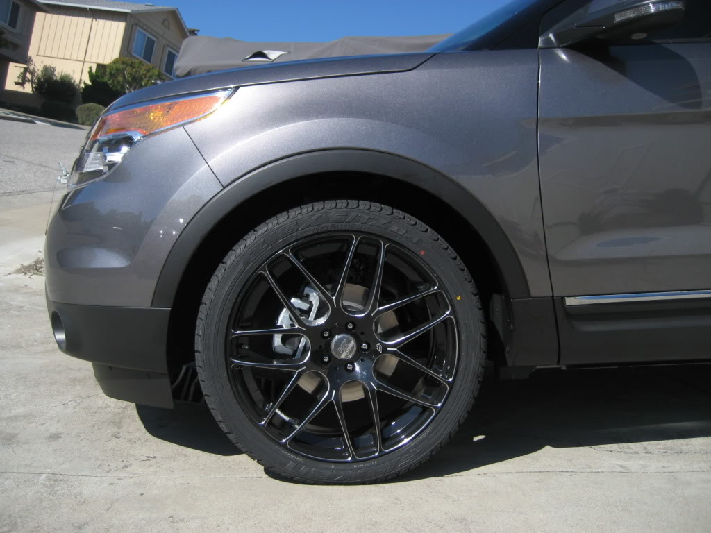 photo 1 Ford Explorer custom wheels Falken RT-7M 22x, ET , tire size X R22. x ET 