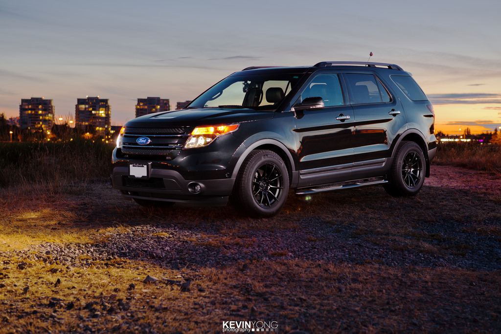 photo 1 Ford Explorer custom wheels FFD Motorsports Evo2 18x10.0, ET +32, tire size 275/ R18. x ET 