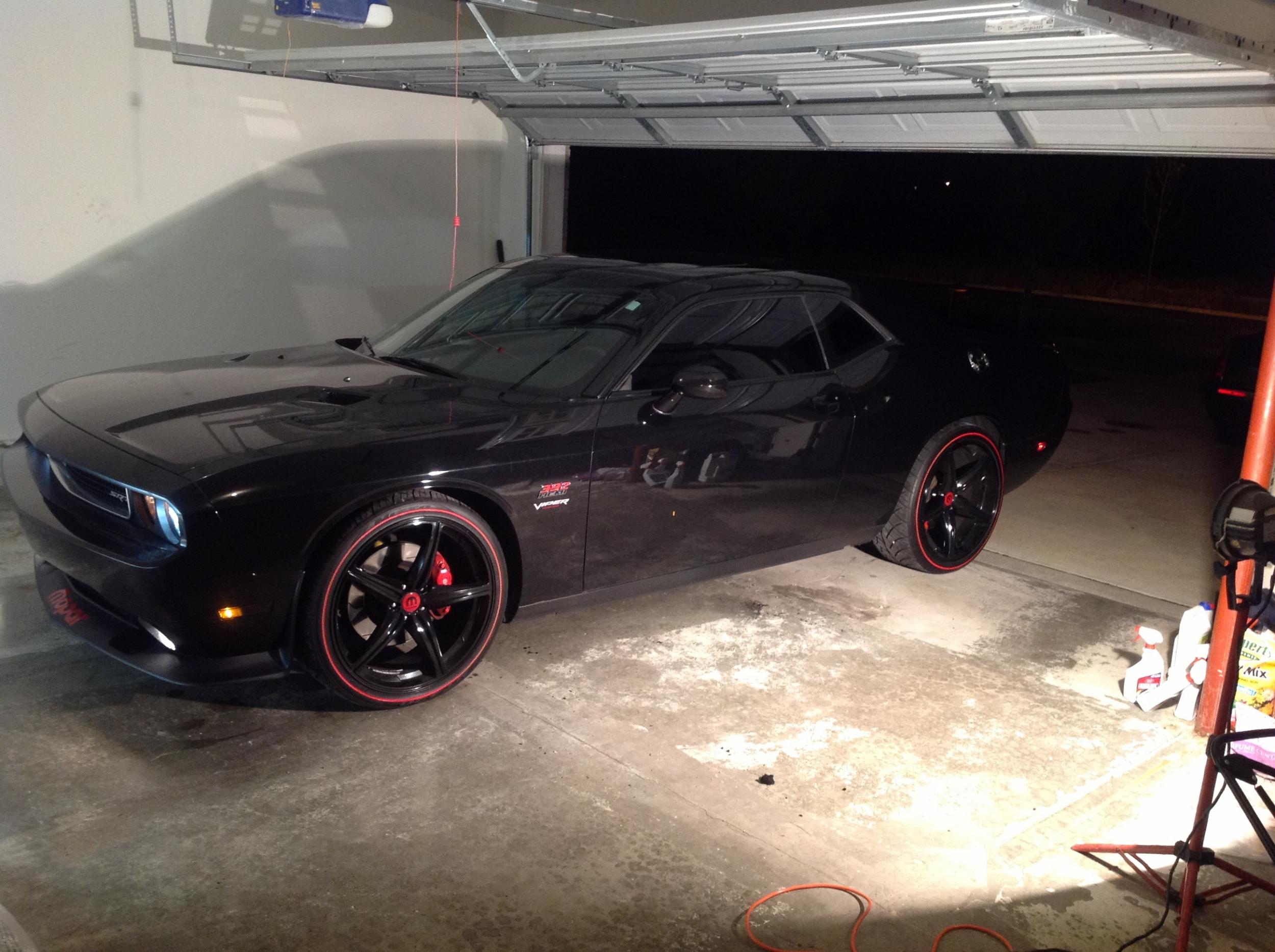 photo 2 Dodge Challenger custom wheels   22x9.0, ET , tire size X R22. 22x10.0 ET 